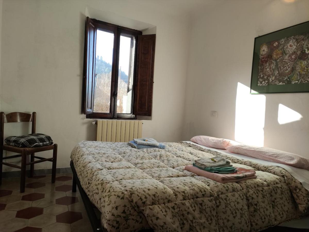 הוילה Licciana Nardi Il Ristoro Del Viandante מראה חיצוני תמונה
